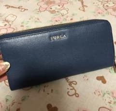 新品 FURLA長財布のサムネイル