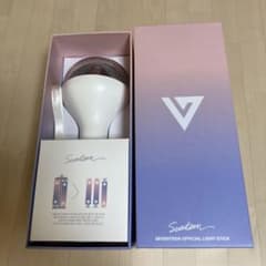 SEVENTEEN OFFICIAL LIGHT STICK ペンライトのサムネイル