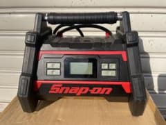 SNAP ON スナップオン インフレータ コンプレッサー 充電式 - メルカリ