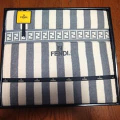未使用品】 FENDI タオルケット ボーダー柄 フェンディ - メルカリ