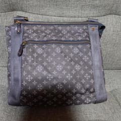 ★ラシットショルダーバック★美品のサムネイル