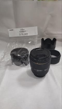 SIGMA 85mm f1.4 DG HSM nikon　ニコンマウントのサムネイル