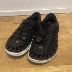 KEENサンダル　UNEEK 20cm ブラックのサムネイル