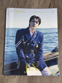 BTS JIN 写真集 トレカ付きのサムネイル