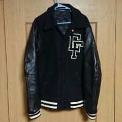 コアファイター スタジャンのサムネイル