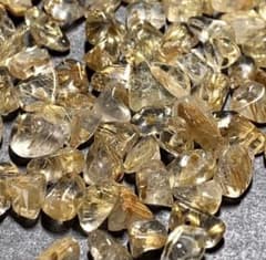 No.1332 ○ルチルクォーツ○ 穴あき サザレ 20粒セット - メルカリ