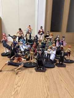 ワンピース フィギュアセット まとめ売り35点 - メルカリ