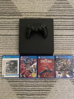 PS4 本体　コントローラー　ソフト4つ付きのサムネイル