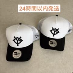 新品 New Era ニューエラ 読売ジャイアンツ キャップ　白黒 ティファニーのサムネイル