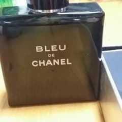 CHANELブルードゥシャネルのサムネイル