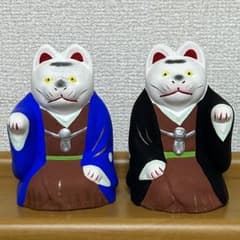 伏見人形・丹嘉 初辰猫(羽織)一対 - メルカリ