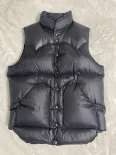 BEAMS別注 ROCKY MOUNTAIN FEATHERBEDダウンベスト - メルカリ
