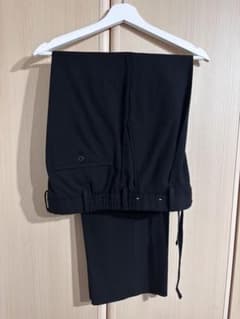 ユニクロ　タックワイドパンツ　Lのサムネイル
