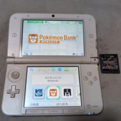 Nintendo 3DS LL 本体ポケバンクポケムーバー プラチナ・ムーン付きのサムネイル