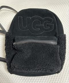 値下げ！UGG Dannie II Mini ミニリュック シープスキン 黒 - メルカリ