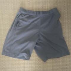 グレー メッシュ ショートパンツのサムネイル