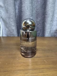 MOLTON BROWN SUPER ORRIS 香水　5プッシュ以内 MOLTON BROWN SUPER ORRIS 香水 5プッシュ以内 - メルカリ