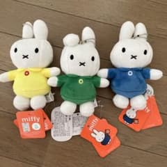 ミッフィー　ぬいぐるみ　マスコット　3個のサムネイル