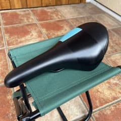 Bianchi via nirone 7 サドル 純正のサムネイル