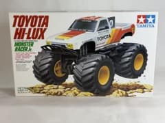 トヨタ　ハイラックス　ミニ四駆シリーズNo.9 タミヤ1/32 プラモデルのサムネイル