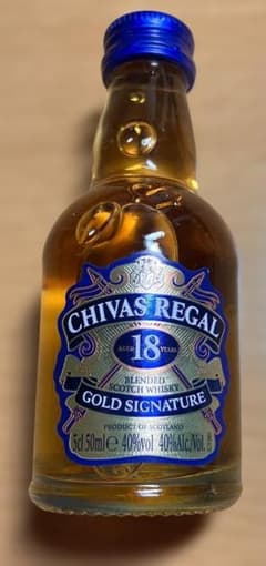 未開栓 CHIVAS REGAL 18年 ゴールド シグネチャー 700ml | Shop at