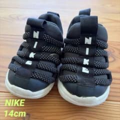 NIKE ストラップデザイン スニーカーのサムネイル