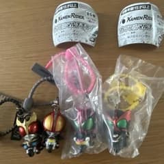 仮面ライダー カラフルマルチチャーム 4種セットのサムネイル
