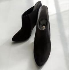 DIANA ダイアナ ブーティ 黒 シルキー 23.5cm 箱付のサムネイル
