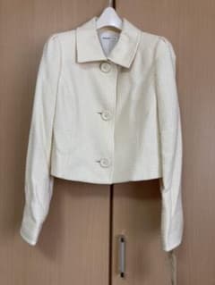 美品☆ブリジットのスーツ(タグ付き)のサムネイル