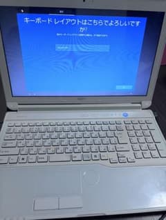 FUJITSU LIFEBOOK AH77/G ノートPCのサムネイル