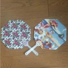✨新品、未使用✨フェイラーのうちわ(2枚セット)のサムネイル