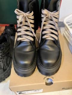 JADON MONO 8 ホール ブーツ インソール付属 - メルカリ