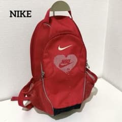 レア✨Nike 赤 リュック ハートロゴ　バック　y2k ビンテージ　かわいい レア✨Nike 赤 リュック ハートロゴ バック y2k ビンテージ かわいい