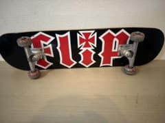 FLIP フリップ スケートボード コンプリートHKD 8.0 DARKSTAR FLIP フリップ スケートボード コンプリートHKD 8.0 DARKSTAR - メルカリ