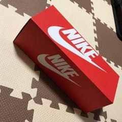 ナイキ ベナッシのサムネイル