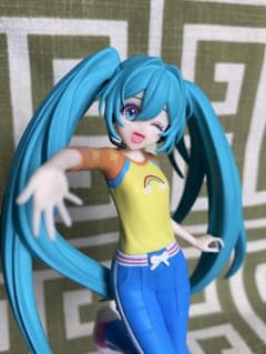 初音ミク フィギュア カラフル カジュアルのサムネイル
