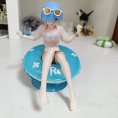 レム フィギュア 浮き輪のサムネイル