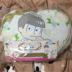 오소마츠씨 쿠션