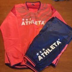 ATHLETA サッカー ピステ 上下セットのサムネイル