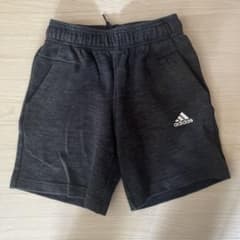 adidasキッズハーフパンツ140のサムネイル
