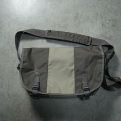 y2k TIMBUK2 メッセンジャーバッグ グレー シティーボーイ テック M y2k TIMBUK2 メッセンジャーバッグ グレー シティーボーイ テック M