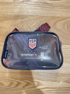 新品未開封 アメリカン航空 USサッカー限定 ポーチ パジャマS/Mセット非売品 限定】アメリカン航空 U.S.サッカー コラボ アメニテポーチ 2026W杯