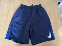 NIKE 水着　ネイビー　140のサムネイル