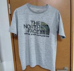 ノースフェイスロゴTシャツ　迷彩M 本日限定値下げのサムネイル