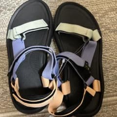 teva サンダルのサムネイル