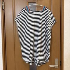 TITICACA ボーダー柄 半袖Tシャツ Fサイズのサムネイル