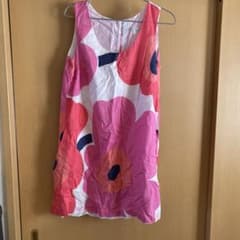 marimekko フラワープリント ノースリーブワンピース 36のサムネイル