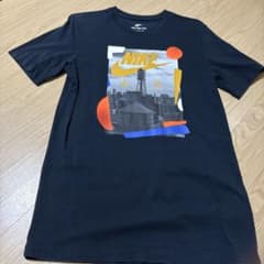 NIKE The Nike Tee グラフィックTシャツネイビー 値下げ交渉可のサムネイル