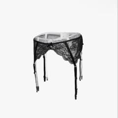 THEREDTHREAD laced garter set - メルカリ