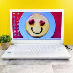 SSD搭載✨すぐ使えるノートパソコン カメラ Windows11 薄型 ホワイト